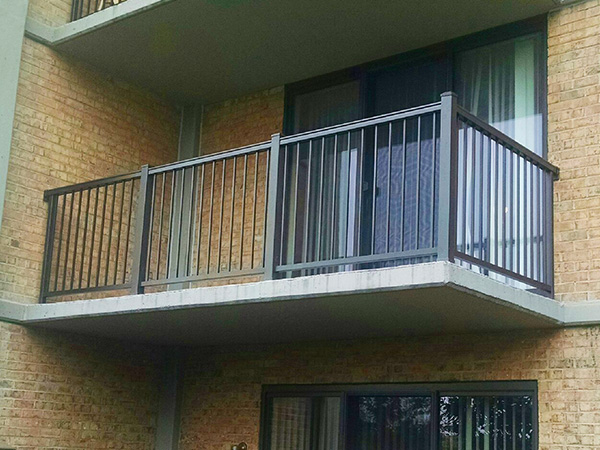 fence-connection-ultralox-railing-balcony